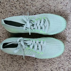 Nike 7.5 women’s shoes, all worn very minimally if at all.